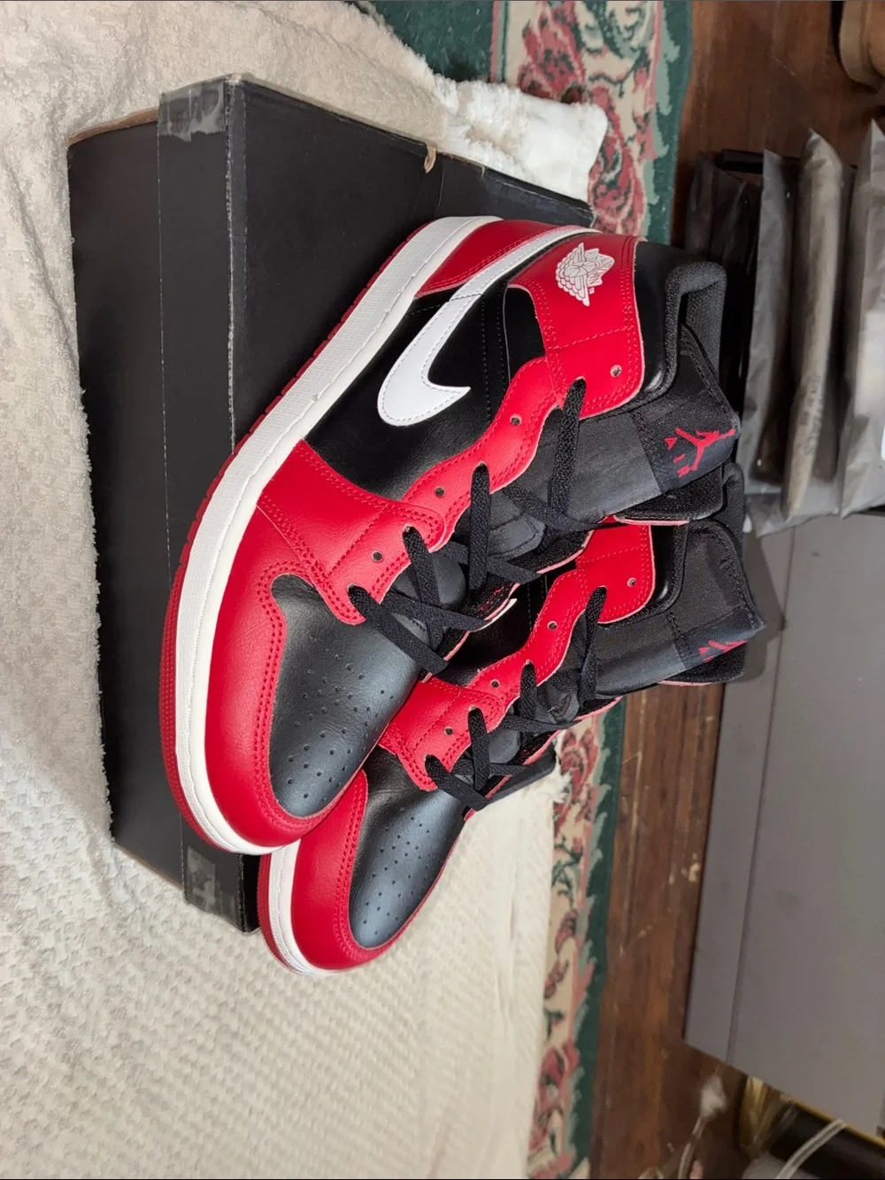 Jordan Black and White Shoe Box Label